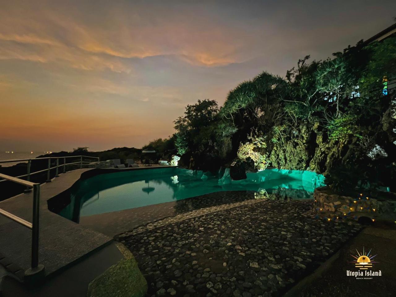 Batangas Utopia Island Resort מראה חיצוני תמונה